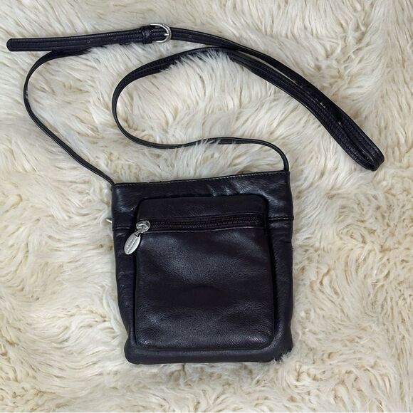 Stone Mountain Accessories Dark Leather Crossbody Bag - Picture 1 of 10